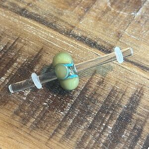 Trollbeads Aqua Edge Petals Glass Bead